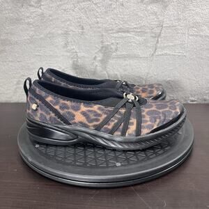 BZEES Rosie Leopard Print Comfort Shoes Black / Tan Women's Size 6.5 Wide